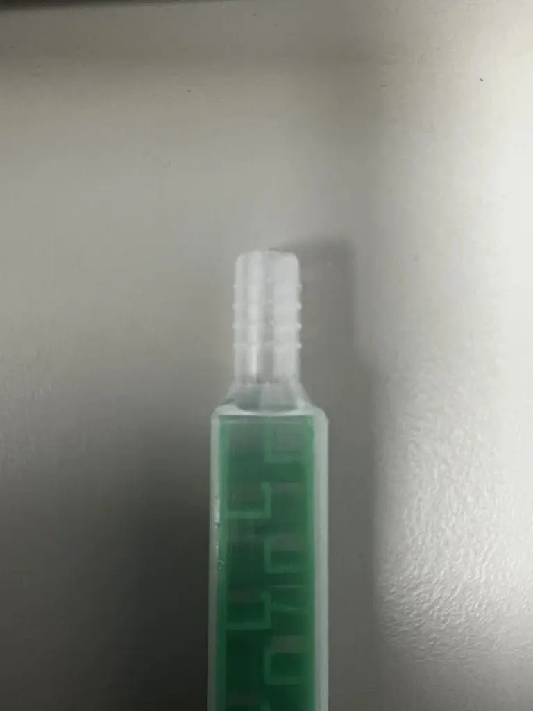 Canula 200ml Bayoneta Ancha detalle boca.webp