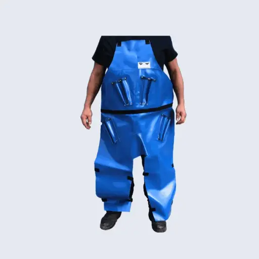 [CC-13052805] CowCare Apron, full length made of PVC with leg cl